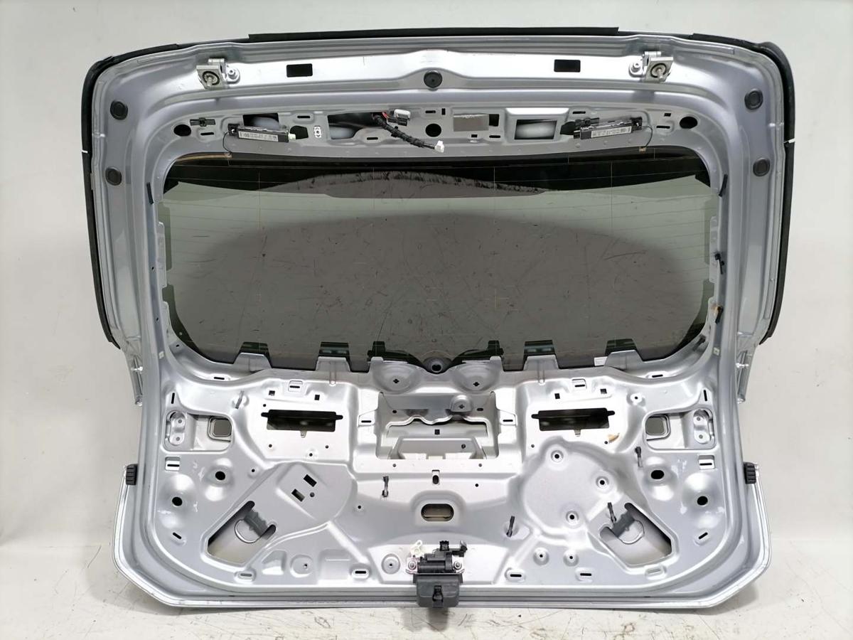 VW Passat B9 original Heckklappe mit Heckscheibe Kombi Variant LM7P Oyster Silver Bj.2024